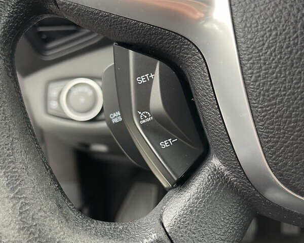 Серый Форд Эскейп, объемом двигателя 2 л и пробегом 211 тыс. км за 9200 $, фото 19 на Automoto.ua