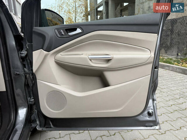 Форд Ескейп 2016 у Хмельницькому на Automoto.ua Сірий Форд Ескейп, об'ємом двигуна 1.6 л та пробігом 62 тис. км за 11800 $, фото 28 на Automoto.ua