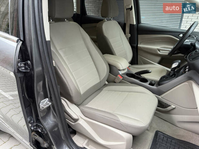 Форд Ескейп 2016 у Хмельницькому на Automoto.ua Сірий Форд Ескейп, об'ємом двигуна 1.6 л та пробігом 62 тис. км за 11800 $, фото 29 на Automoto.ua