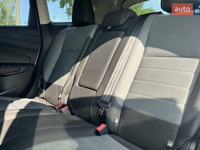 Сірий Форд Ескейп, об'ємом двигуна 2.49 л та пробігом 172 тис. км за 12300 $, фото 17 на Automoto.ua