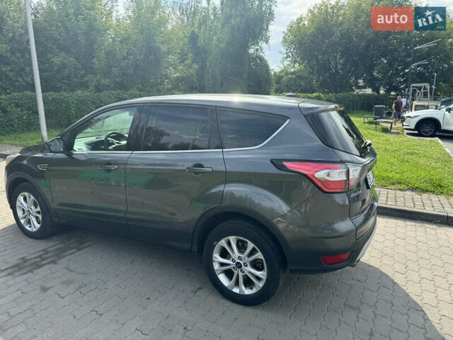 Сірий Форд Ескейп, об'ємом двигуна 1.5 л та пробігом 152 тис. км за 12100 $, фото 3 на Automoto.ua