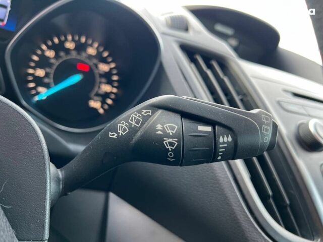 Форд Ескейп 2016 у Львові на Automoto.ua Сірий Форд Ескейп, об'ємом двигуна 2.5 л та пробігом 233 тис. км за 10990 $, фото 23 на Automoto.ua