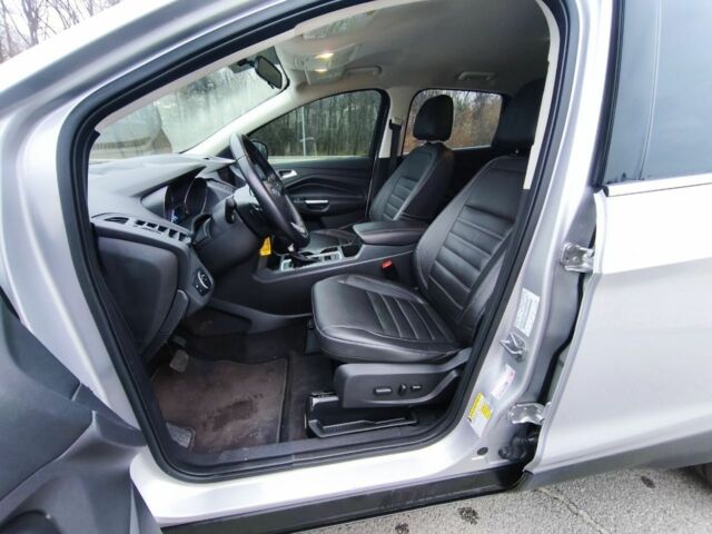 Серый Форд Эскейп, объемом двигателя 1.5 л и пробегом 136 тыс. км за 12900 $, фото 6 на Automoto.ua