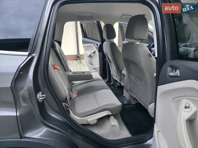 Форд Эскейп 2016 в Хмельницком на Automoto.ua Серый Форд Эскейп, объемом двигателя 2.5 л и пробегом 192 тыс. км за 9999 $, фото 50 на Automoto.ua