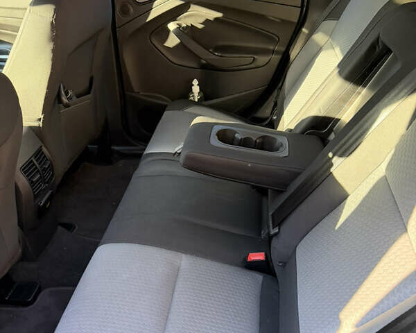 Серый Форд Эскейп, объемом двигателя 2 л и пробегом 103 тыс. км за 13200 $, фото 6 на Automoto.ua