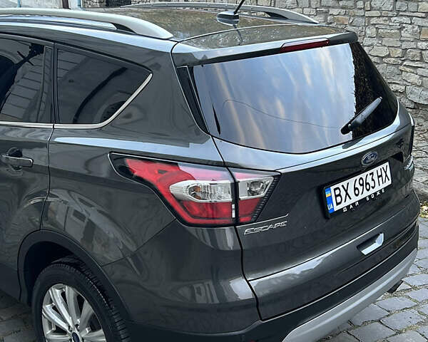 Сірий Форд Ескейп, об'ємом двигуна 1.5 л та пробігом 152 тис. км за 13000 $, фото 6 на Automoto.ua