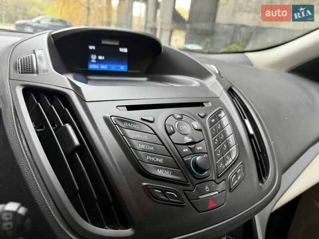 Форд Ескейп 2016 у Хмельницькому на Automoto.ua Сірий Форд Ескейп, об'ємом двигуна 1.6 л та пробігом 62 тис. км за 11800 $, фото 26 на Automoto.ua