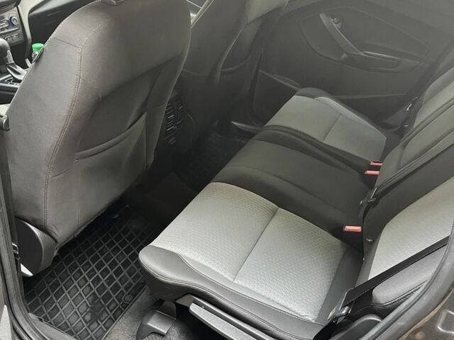 Сірий Форд Ескейп, об'ємом двигуна 1.5 л та пробігом 143 тис. км за 13000 $, фото 11 на Automoto.ua