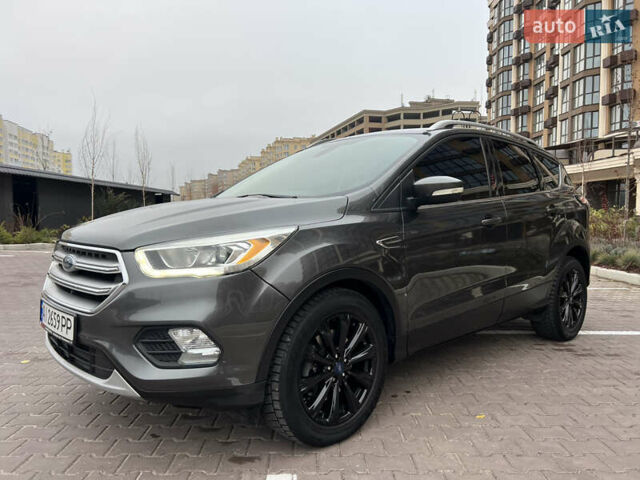 Сірий Форд Ескейп, об'ємом двигуна 2 л та пробігом 139 тис. км за 14800 $, фото 8 на Automoto.ua