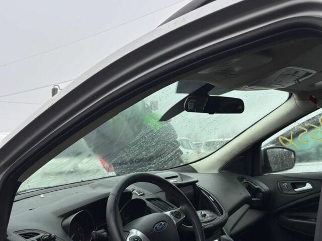 Серый Форд Эскейп, объемом двигателя 1.5 л и пробегом 169 тыс. км за 5999 $, фото 6 на Automoto.ua