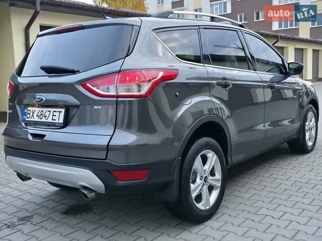 Форд Эскейп 2016 в Хмельницком на Automoto.ua Серый Форд Эскейп, объемом двигателя 2.5 л и пробегом 192 тыс. км за 9999 $, фото 3 на Automoto.ua