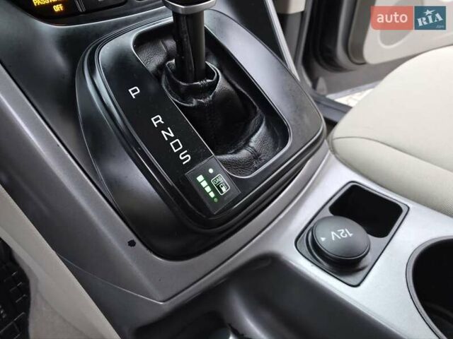 Форд Эскейп 2016 в Хмельницком на Automoto.ua Серый Форд Эскейп, объемом двигателя 2.5 л и пробегом 192 тыс. км за 9999 $, фото 23 на Automoto.ua