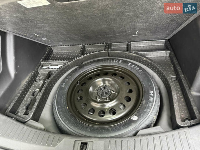 Форд Ескейп 2016 у Хмельницькому на Automoto.ua Сірий Форд Ескейп, об'ємом двигуна 1.6 л та пробігом 62 тис. км за 11800 $, фото 40 на Automoto.ua