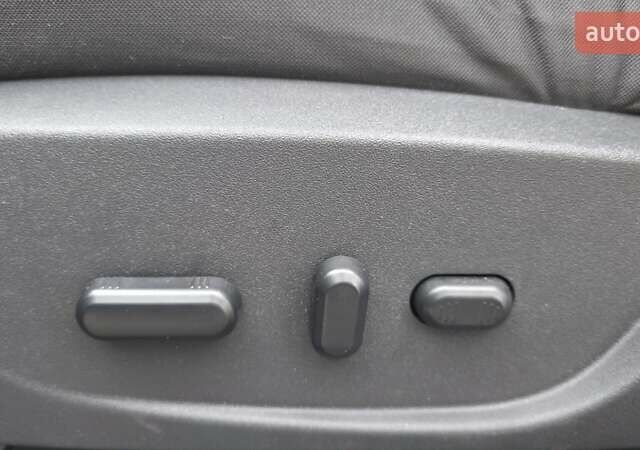 Сірий Форд Ескейп, об'ємом двигуна 1.5 л та пробігом 216 тис. км за 10500 $, фото 15 на Automoto.ua