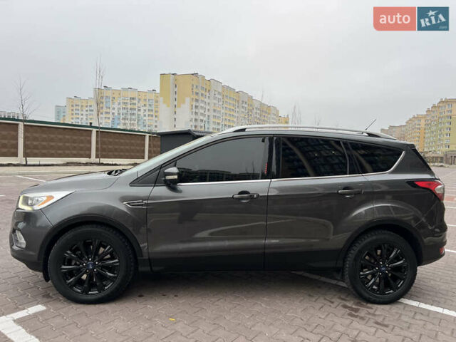 Сірий Форд Ескейп, об'ємом двигуна 2 л та пробігом 139 тис. км за 14800 $, фото 7 на Automoto.ua