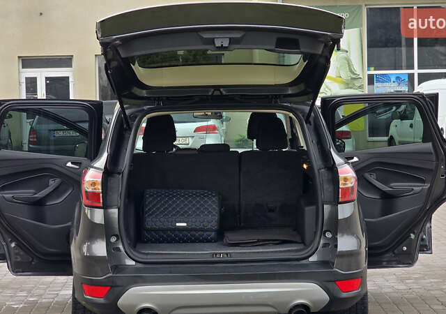 Серый Форд Эскейп, объемом двигателя 1.5 л и пробегом 143 тыс. км за 12100 $, фото 6 на Automoto.ua