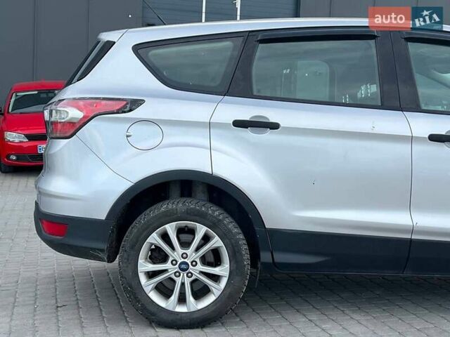 Форд Ескейп 2016 у Львові на Automoto.ua Сірий Форд Ескейп, об'ємом двигуна 2.5 л та пробігом 233 тис. км за 10990 $, фото 8 на Automoto.ua