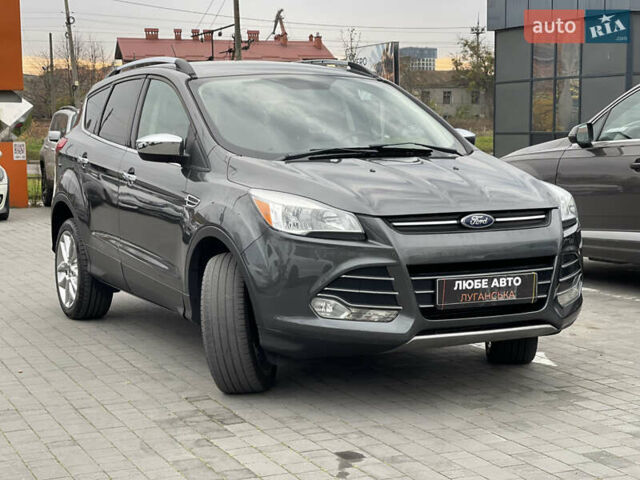 Серый Форд Эскейп, объемом двигателя 2 л и пробегом 211 тыс. км за 9200 $, фото 2 на Automoto.ua