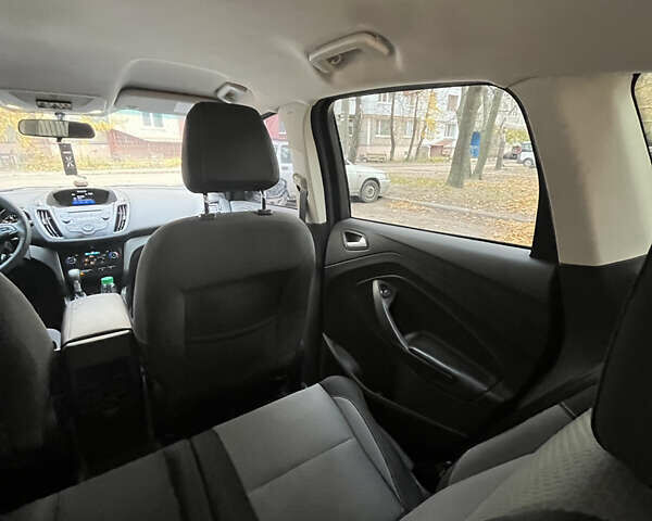 Серый Форд Эскейп, объемом двигателя 1.5 л и пробегом 143 тыс. км за 13000 $, фото 19 на Automoto.ua