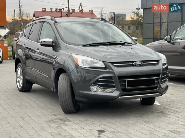 Сірий Форд Ескейп, об'ємом двигуна 2 л та пробігом 211 тис. км за 9300 $, фото 2 на Automoto.ua