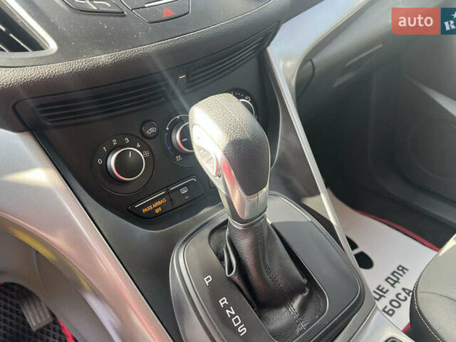 Сірий Форд Ескейп, об'ємом двигуна 2.49 л та пробігом 172 тис. км за 12300 $, фото 13 на Automoto.ua