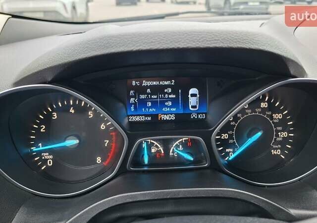 Серый Форд Эскейп, объемом двигателя 2 л и пробегом 236 тыс. км за 12850 $, фото 8 на Automoto.ua