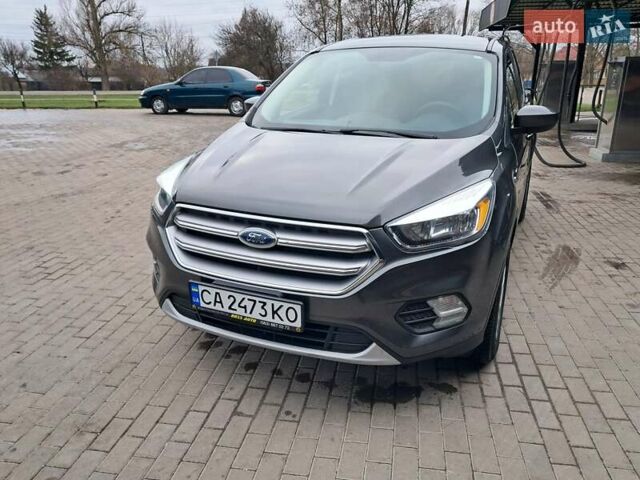 Сірий Форд Ескейп, об'ємом двигуна 1.5 л та пробігом 218 тис. км за 10500 $, фото 6 на Automoto.ua
