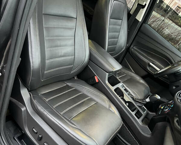 Сірий Форд Ескейп, об'ємом двигуна 2 л та пробігом 139 тис. км за 14800 $, фото 53 на Automoto.ua