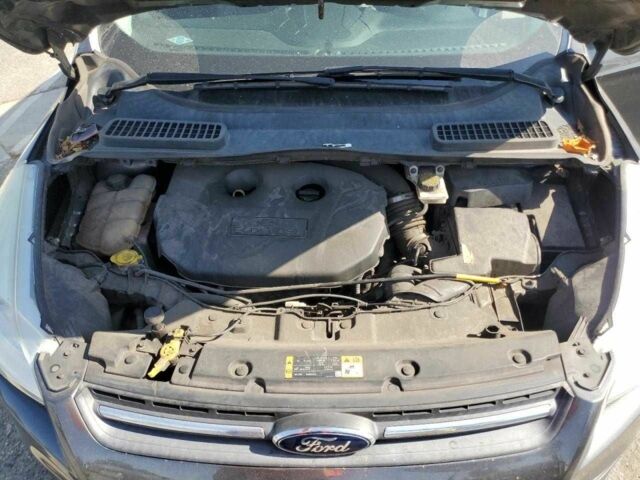 Серый Форд Эскейп, объемом двигателя 2 л и пробегом 134 тыс. км за 1500 $, фото 10 на Automoto.ua