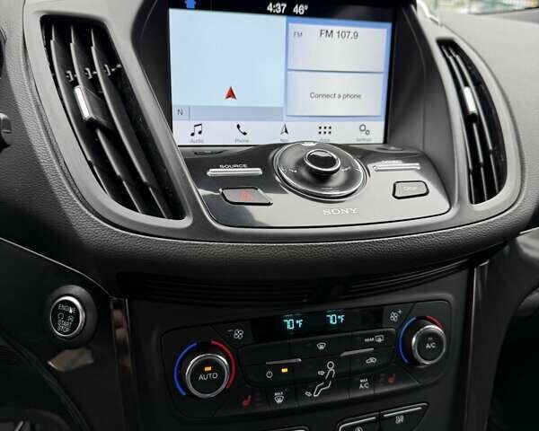 Серый Форд Эскейп, объемом двигателя 1.5 л и пробегом 150 тыс. км за 13500 $, фото 25 на Automoto.ua