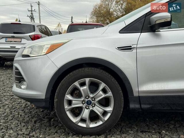 Сірий Форд Ескейп, об'ємом двигуна 2 л та пробігом 50 тис. км за 9000 $, фото 5 на Automoto.ua