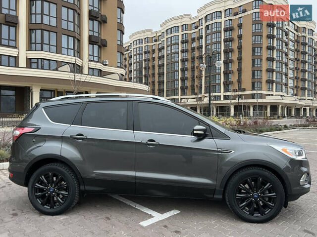 Сірий Форд Ескейп, об'ємом двигуна 2 л та пробігом 139 тис. км за 14800 $, фото 30 на Automoto.ua