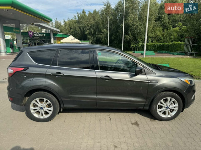 Сірий Форд Ескейп, об'ємом двигуна 1.5 л та пробігом 152 тис. км за 12100 $, фото 8 на Automoto.ua