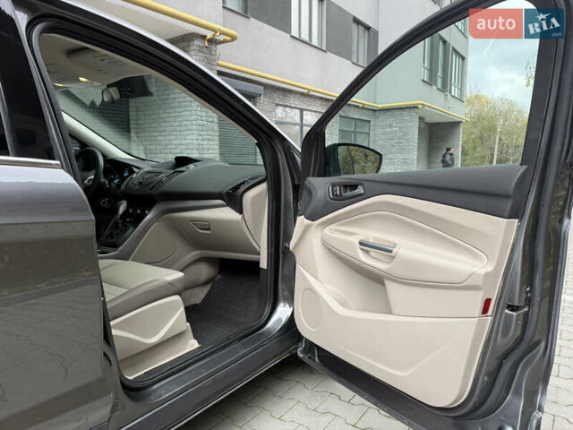 Форд Ескейп 2016 у Хмельницькому на Automoto.ua Сірий Форд Ескейп, об'ємом двигуна 1.6 л та пробігом 62 тис. км за 11800 $, фото 27 на Automoto.ua