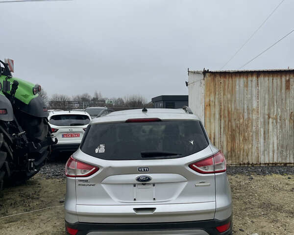 Серый Форд Эскейп, объемом двигателя 1.6 л и пробегом 169 тыс. км за 5999 $, фото 5 на Automoto.ua