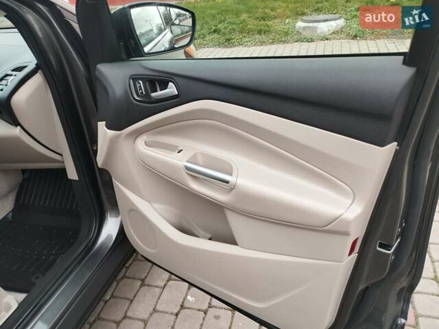 Сірий Форд Ескейп, об'ємом двигуна 2 л та пробігом 151 тис. км за 12500 $, фото 24 на Automoto.ua