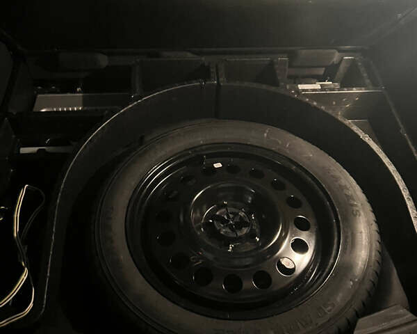 Серый Форд Эскейп, объемом двигателя 2 л и пробегом 113 тыс. км за 16500 $, фото 32 на Automoto.ua