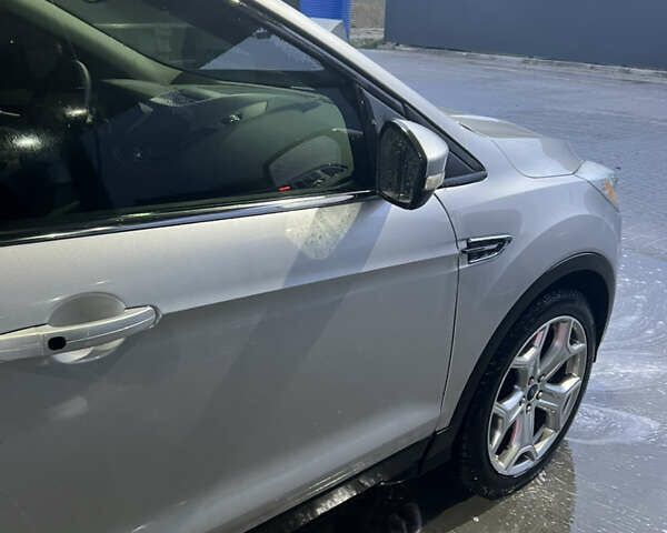 Серый Форд Эскейп, объемом двигателя 2 л и пробегом 113 тыс. км за 16500 $, фото 22 на Automoto.ua