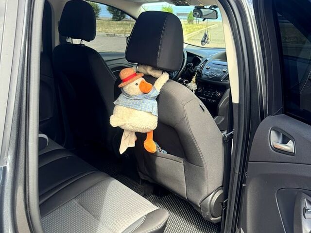 Форд Эскейп 2016 в Черкассах на Automoto.ua Серый Форд Эскейп, объемом двигателя 2 л и пробегом 161 тыс. км за 14500 $, фото 9 на Automoto.ua