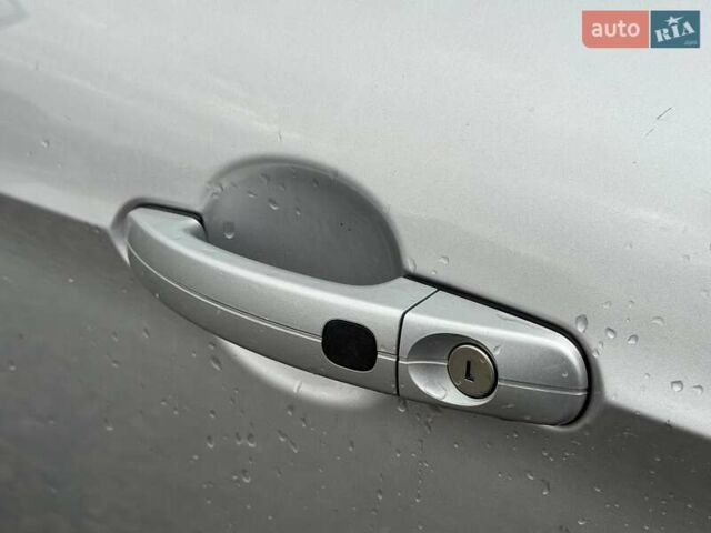 Сірий Форд Ескейп, об'ємом двигуна 2 л та пробігом 50 тис. км за 9000 $, фото 18 на Automoto.ua