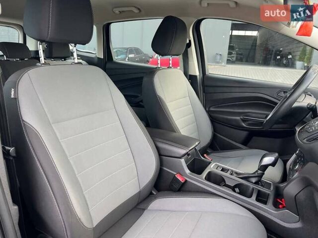 Форд Ескейп 2016 у Львові на Automoto.ua Сірий Форд Ескейп, об'ємом двигуна 2.5 л та пробігом 233 тис. км за 10990 $, фото 36 на Automoto.ua