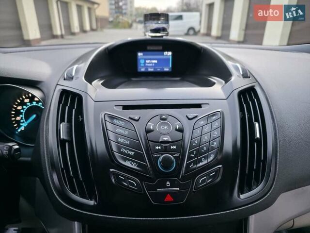 Форд Эскейп 2016 в Хмельницком на Automoto.ua Серый Форд Эскейп, объемом двигателя 2.5 л и пробегом 192 тыс. км за 9999 $, фото 24 на Automoto.ua