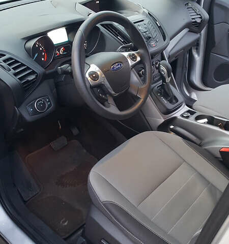 Серый Форд Эскейп, объемом двигателя 2.49 л и пробегом 145 тыс. км за 13300 $, фото 7 на Automoto.ua