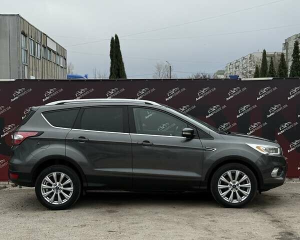 Серый Форд Эскейп, объемом двигателя 1.5 л и пробегом 150 тыс. км за 13500 $, фото 3 на Automoto.ua