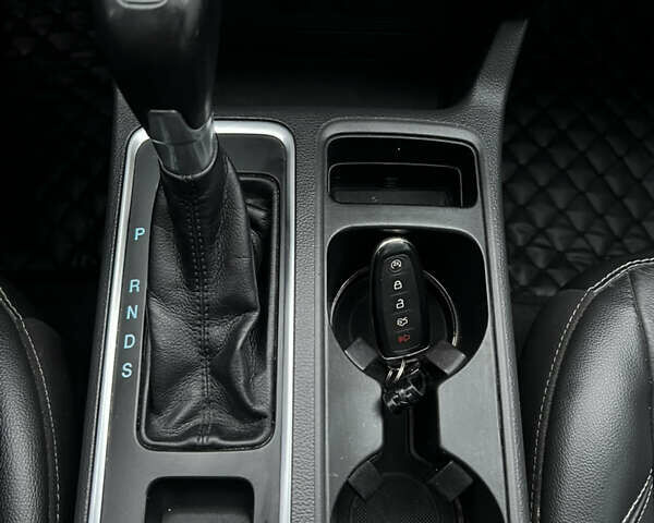 Сірий Форд Ескейп, об'ємом двигуна 2 л та пробігом 139 тис. км за 14800 $, фото 49 на Automoto.ua