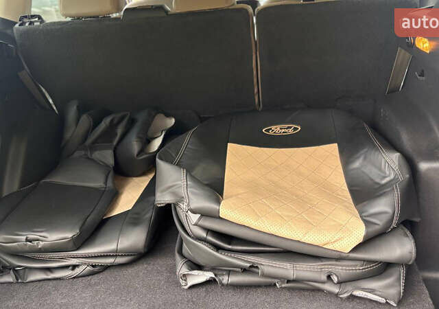 Серый Форд Эскейп, объемом двигателя 1.5 л и пробегом 169 тыс. км за 13500 $, фото 16 на Automoto.ua