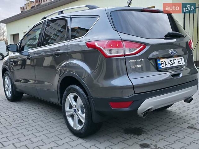 Форд Эскейп 2016 в Хмельницком на Automoto.ua Серый Форд Эскейп, объемом двигателя 2.5 л и пробегом 192 тыс. км за 9999 $, фото 2 на Automoto.ua