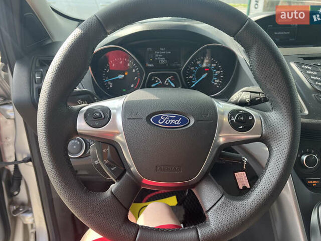 Сірий Форд Ескейп, об'ємом двигуна 2.49 л та пробігом 172 тис. км за 12300 $, фото 11 на Automoto.ua