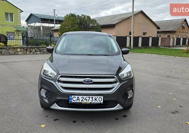 Сірий Форд Ескейп, об'ємом двигуна 1.5 л та пробігом 216 тис. км за 10500 $, фото 7 на Automoto.ua