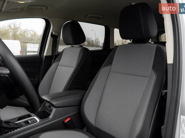 Серый Форд Эскейп, объемом двигателя 2 л и пробегом 33 тыс. км за 15000 $, фото 16 на Automoto.ua